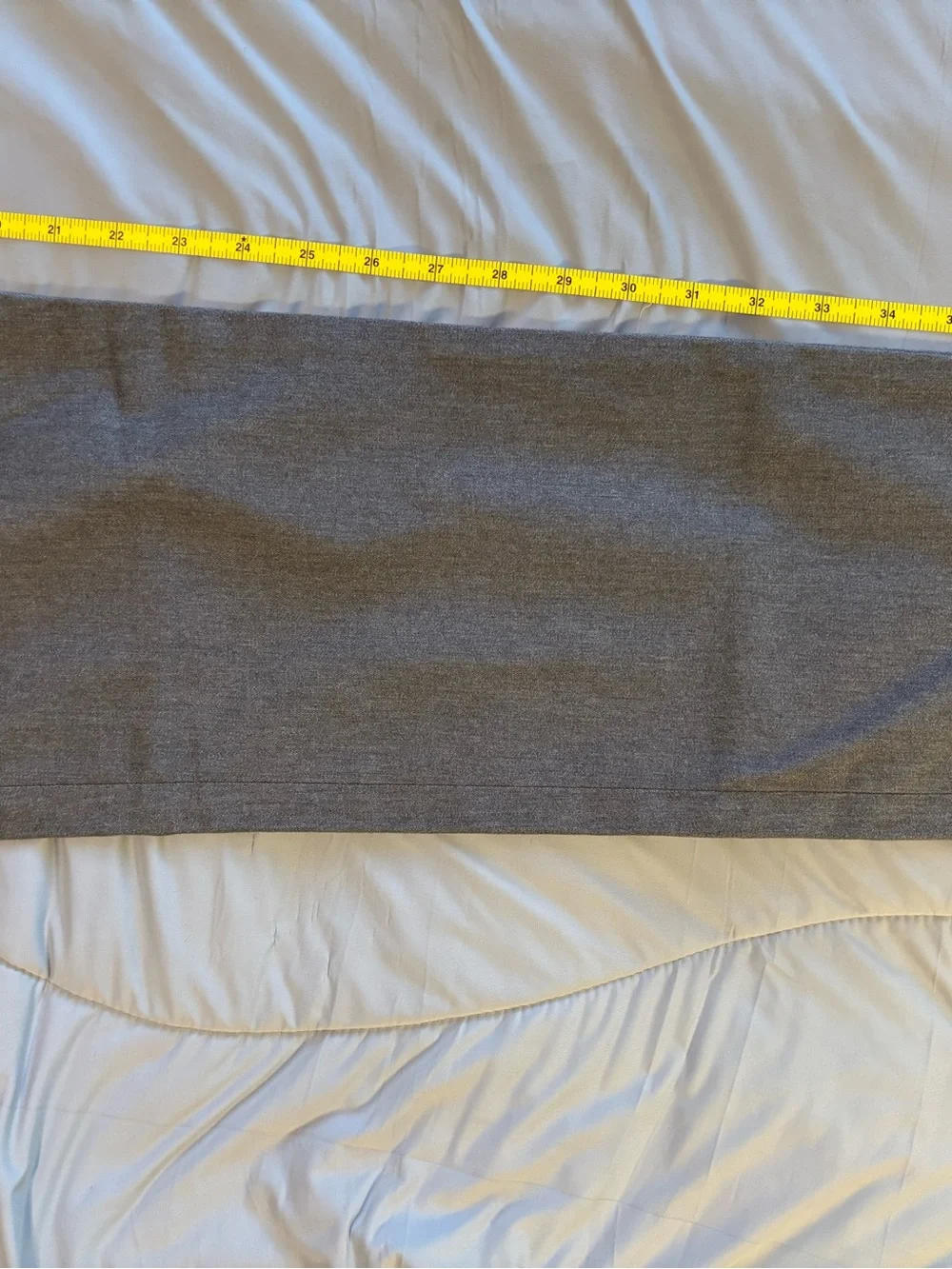 Banana Republic rapid movement chino 32x32